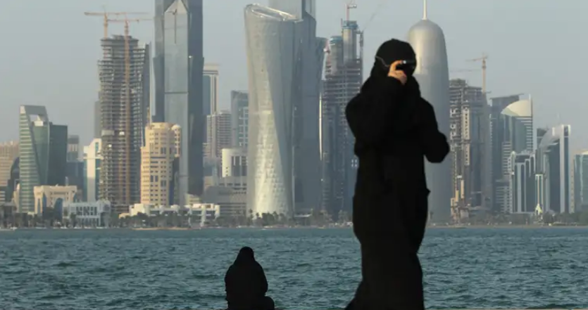 ما هي المزايا المترتبة على الإقامة الدائمة